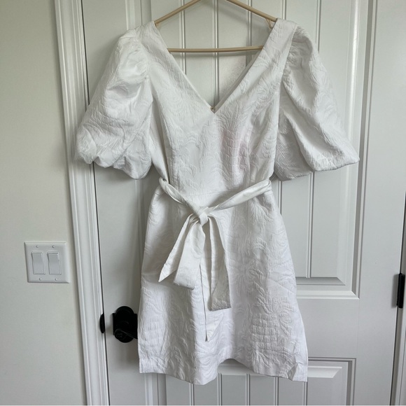 Lilly Pulitzer Kirrabelle Short Sleeve Romper White Pineapple Pucker Jacq 12 NWT - Picture 2 of 5